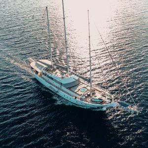 Яхта Bella Mare